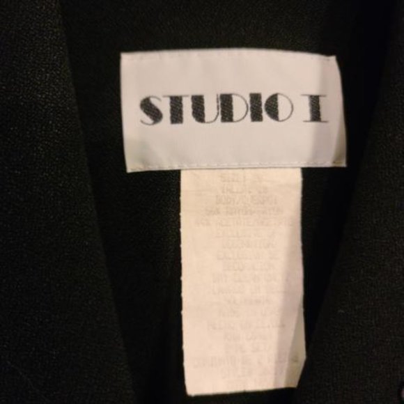 Women's Black Blazer/suit jacket. Studio 1, Embroider-Beaded, Size 10 - Picture 5 of 6